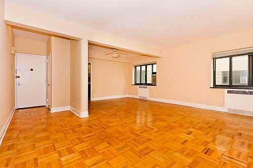 3rd image of 5056 N Marine Dr APT B5
