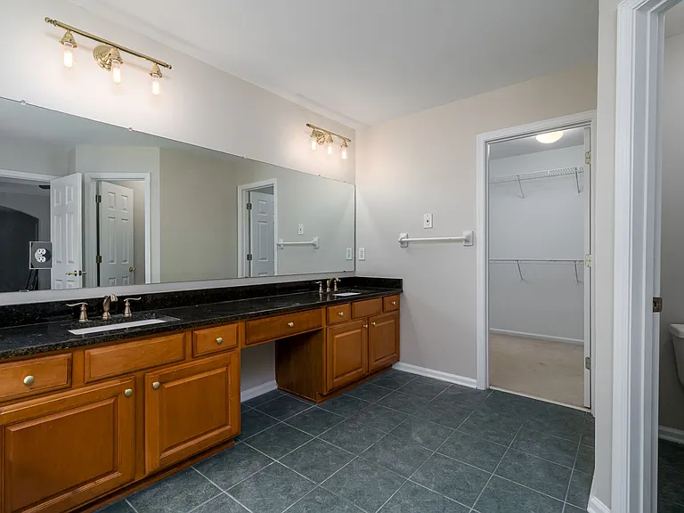 174 Ennisbrook Dr SE — Photo 30