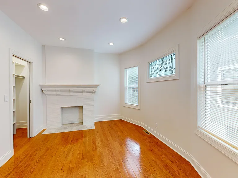 534 Abbott Rd #1 — Photo 13