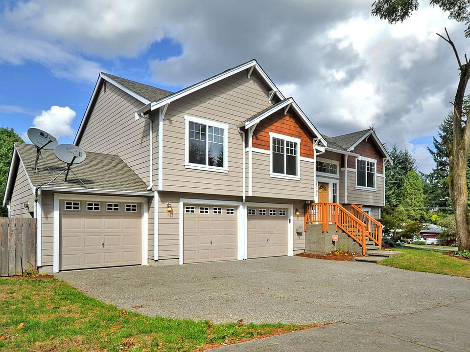 1st image of 7327 204th St SW