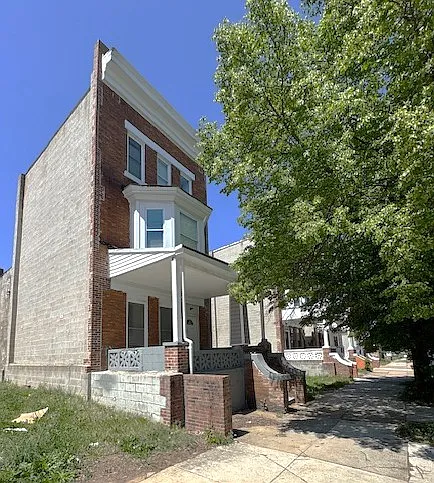 1 bed, 900 sqft, $1,195 — Photo 4
