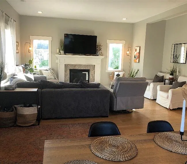 3825 SE 14th Ave — Photo 1