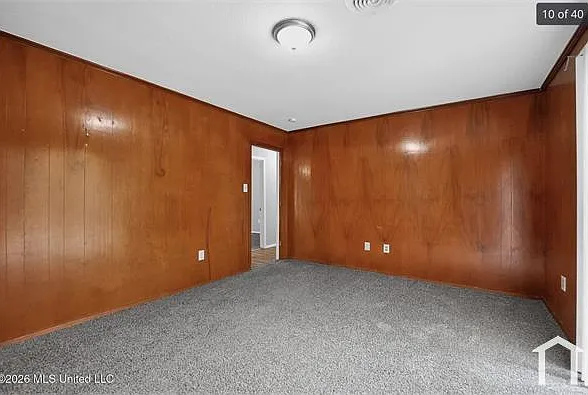 1027 Autumn St — Photo 13