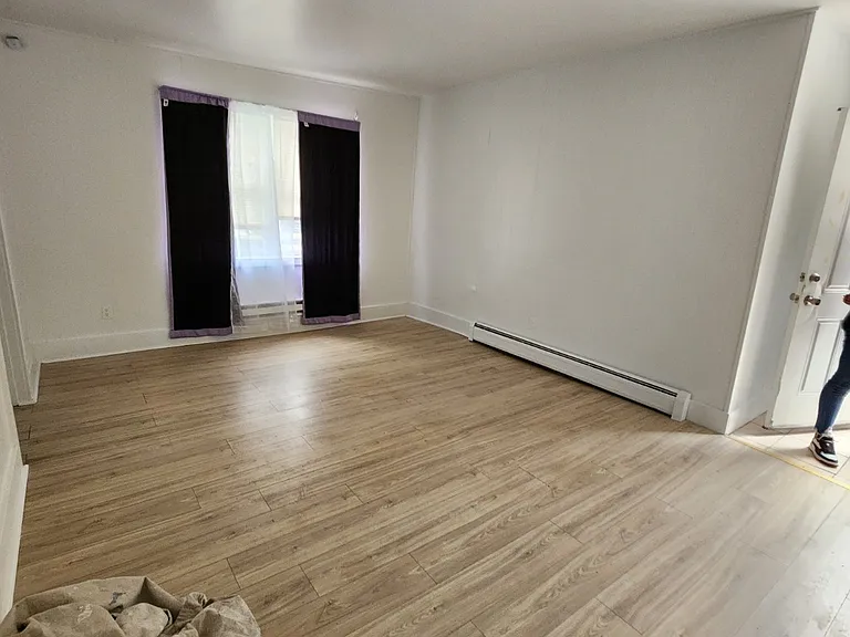 27 Mountain Ave #1 — Photo 5