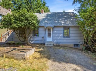 1017 SW Grover St, Portland, OR 97239