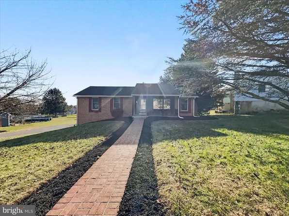 1629 Yorktowne Dr, York, PA 17408