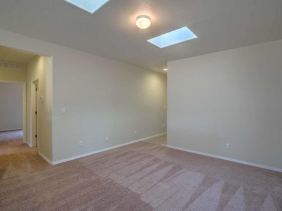 5th image of 10004 Sacate Blanco Ave SW