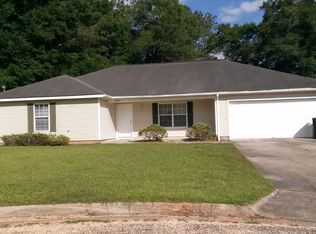 318 Lakeside Dr, Enterprise, AL 36330