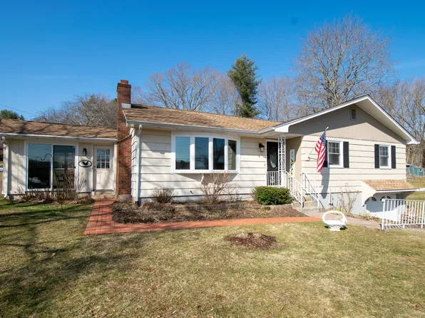 6 Elvira Drive, Middlefield, CT 06481