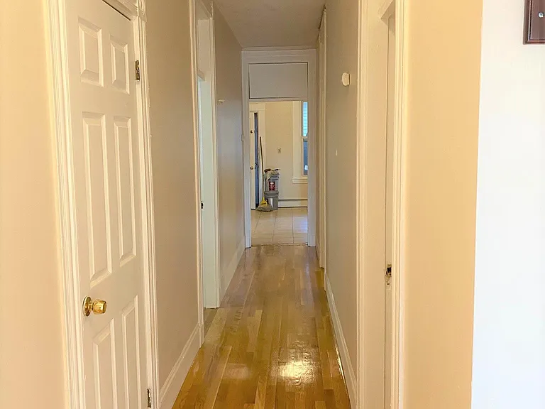 90 Norfolk St — Photo 10