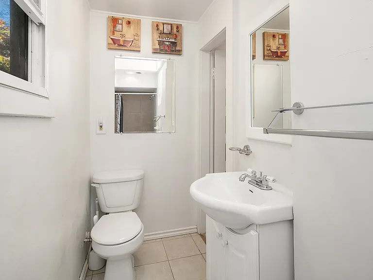 5444 Kirkwood Pl N #1 — Photo 15