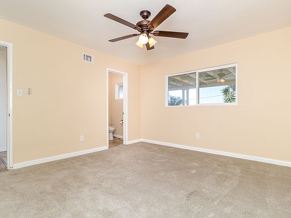 5th image of 5328 Encina Dr