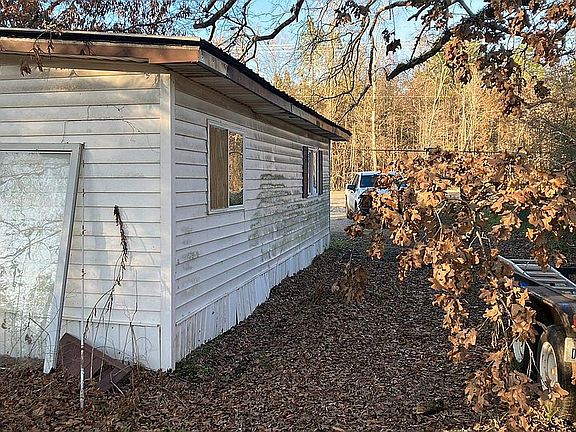 2nd image of 220 Fm 1818