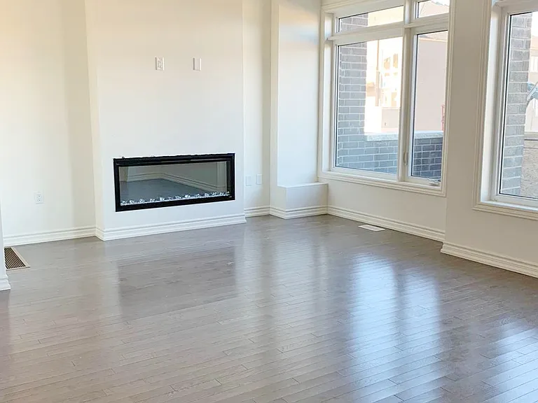 15 Arrowview Dr — Photo 2