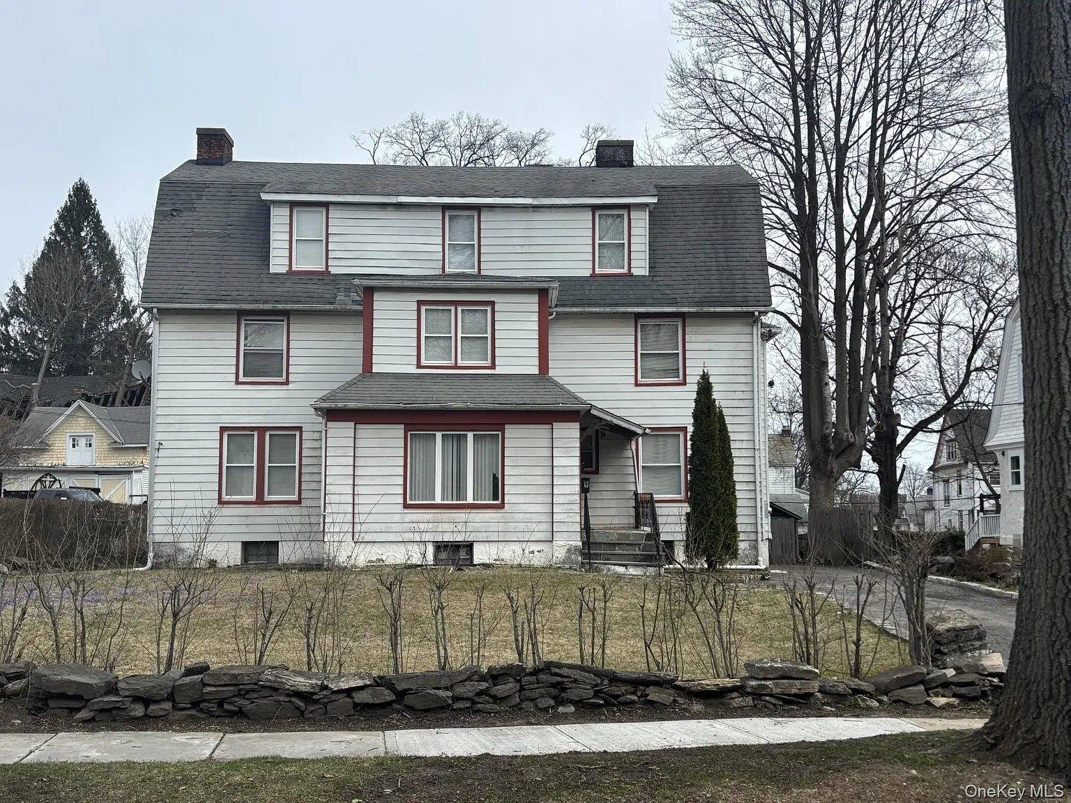 3 bed, 1.0 bath, 1300 sqft, $3,400 — Photo 1