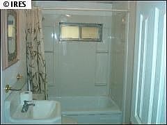 4th image of 835 30th Avenue Ct