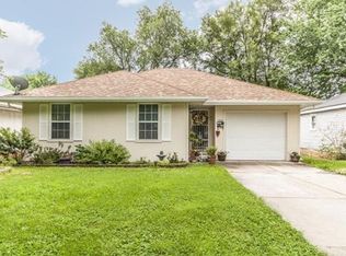 2956 W Madison St, Springfield, MO 65802