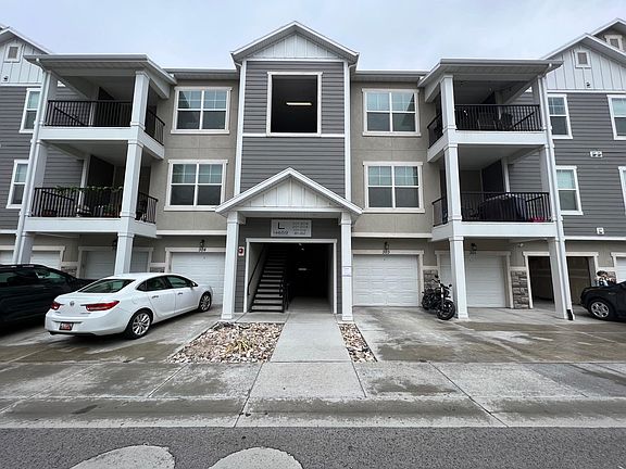 2nd image of 14659 S Bloom Dr #101