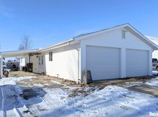 20 Morse St, Marietta, IL 61459
