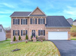 165 Bishops Gate Rd, Christiansburg, VA 24073