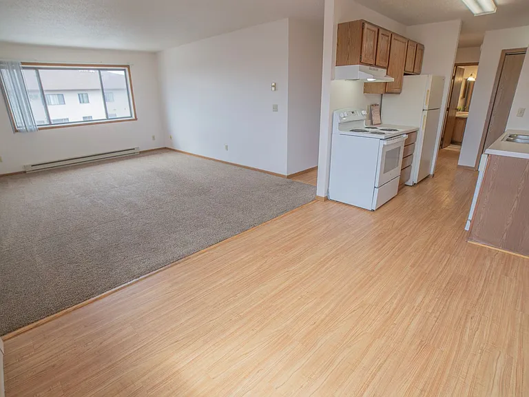 Citi Park Apartments — Photo 1