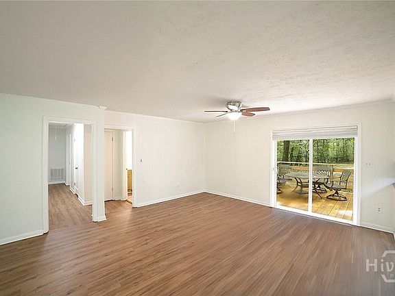 5th image of 325 Segrest Circle