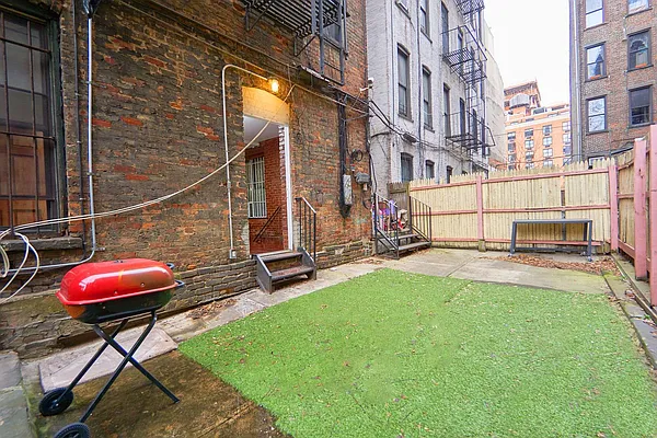 Rented by MD NYC Management LLC | media 1