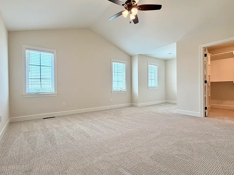 5621 Maggie Way — Photo 13