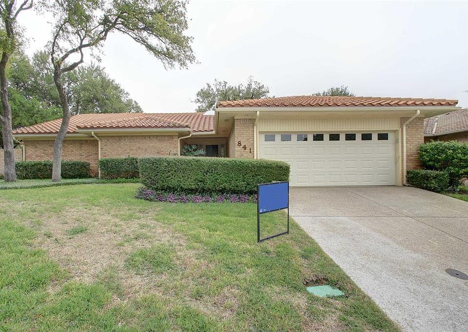 1st image of 841 Havenwood Ln S