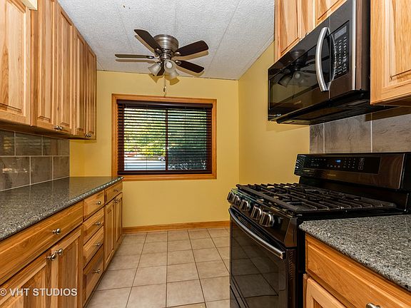 5th image of 5985 W Lakeside Pl #103