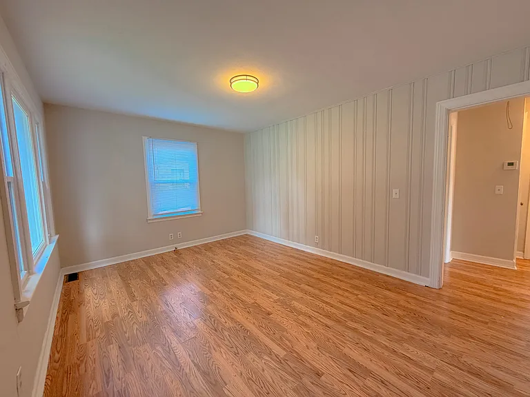 634 McElwain Ct — Photo 2