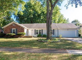 55 Apple Tree Cir, Fishers, IN 46038