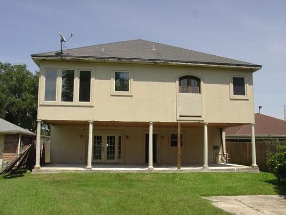 2nd image of 4500 Lake Villa Dr