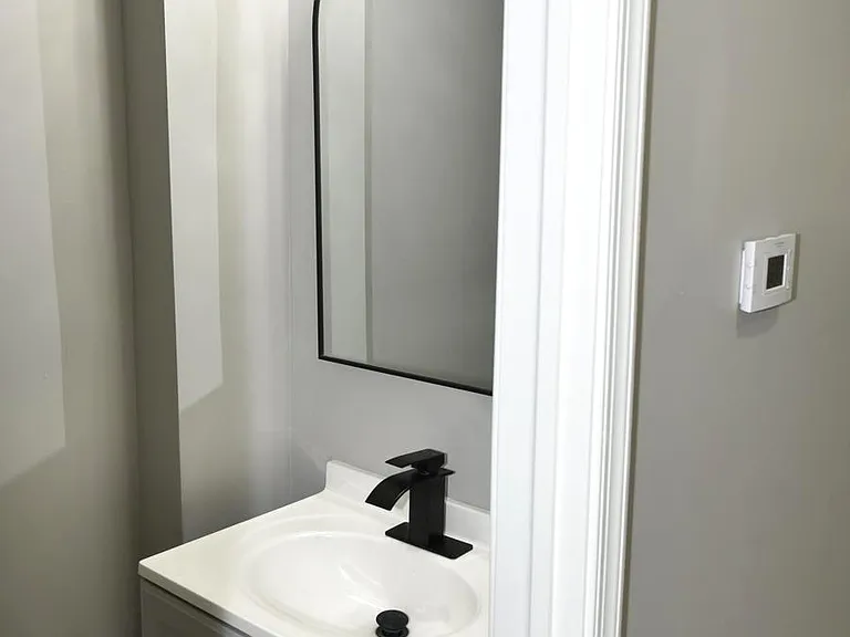 2225 W Baltimore St — Photo 5