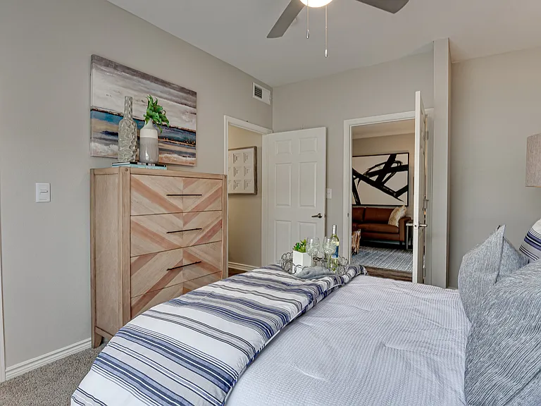 Highland Luxury Living — Photo 15