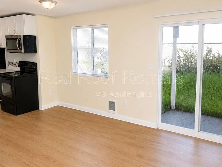 3411 92nd St S #15 — Photo 4