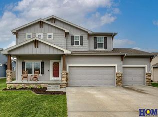 9257 Garland St, Lincoln, NE 68505