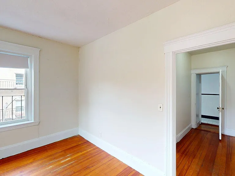 1381 Commonwealth Ave #5 — Photo 1