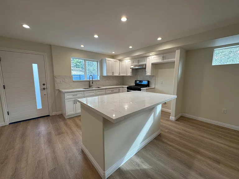 9551 Cordero Ave — Photo 8