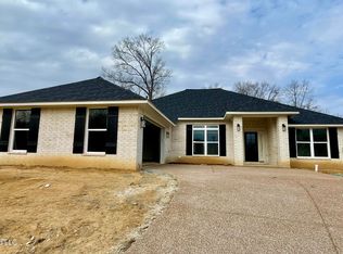 112 Farley Rd, Byhalia, MS 38611