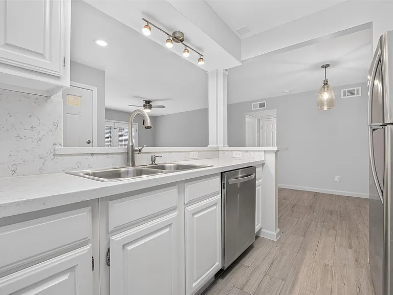 1311 Antoine Dr #195 — Photo 12