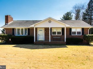 287 W Butler Ave, Vineland, NJ 08360