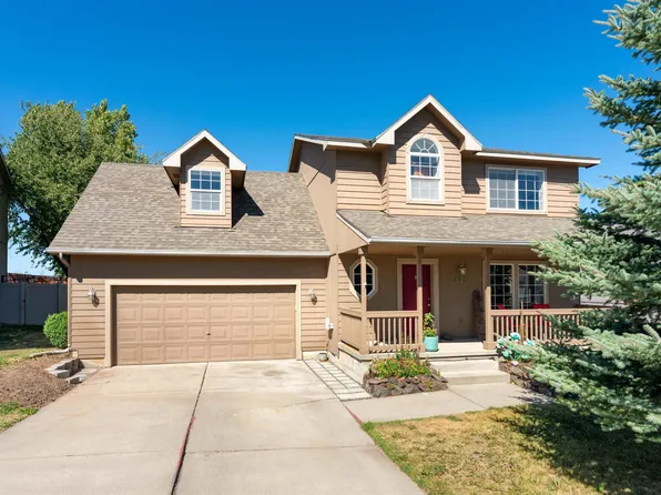 625 Golden Hills Dr, Cheney, WA 99004