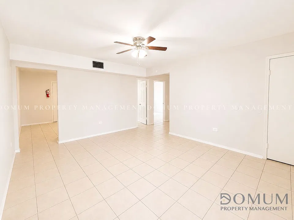1811 Perkins Ave
