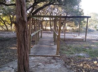 123 Oak Holw, Pipe Creek, TX 78063