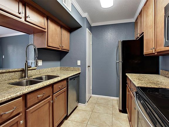 5th image of 18519 Egret Bay Blvd APT 1507