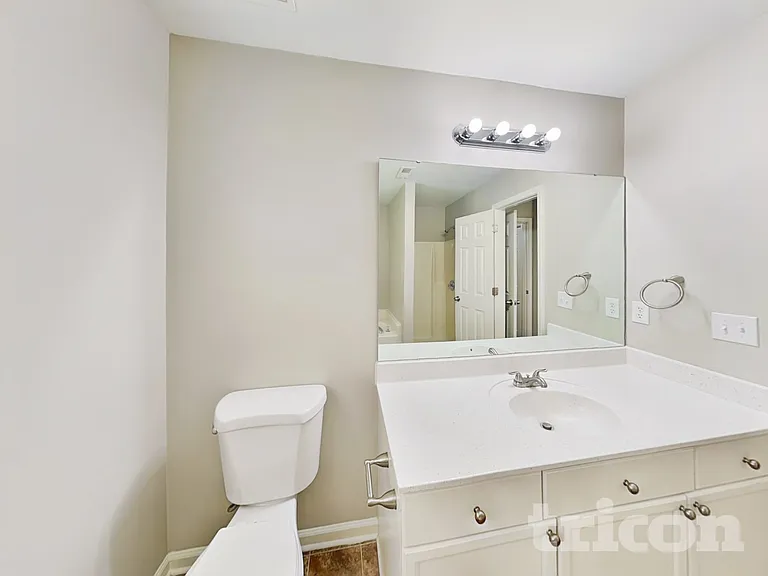 2120 Ballingarry Dr — Photo 11