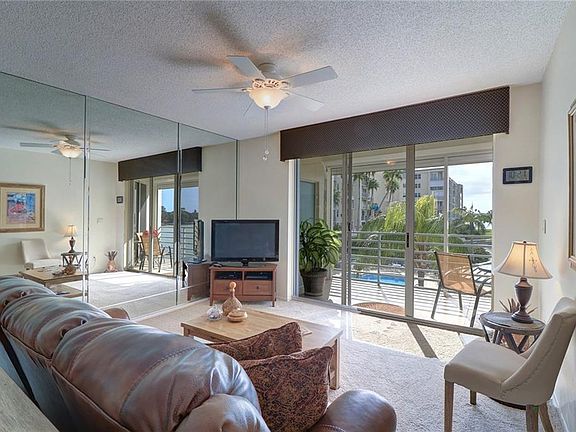 5th image of 7912 Sailboat Key Blvd S APT 202