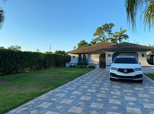 1160 Michigan Ave, Naples, FL 34103