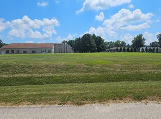 108 Cottonwood Ct, Williamsfield, IL 61489